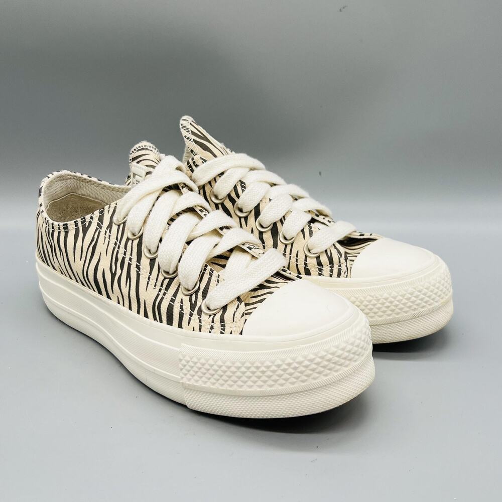 Converse Shoes Womens 6 Beige Chuck Taylor All Star 2 Platform Zebra Sneakers - Picture 2 of 11